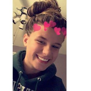 Meet your Posher, Madison